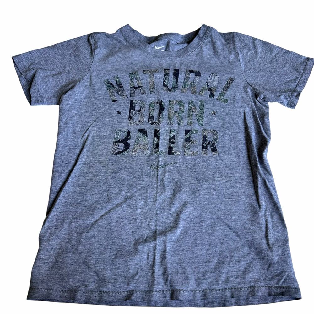 Nike Boys' Small Camo t-shirt